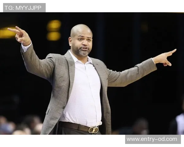 豪取11连胜比克斯塔夫强调球队防守是成功的关键所在 豪取11连胜比克斯塔夫强调球队防守是成功的关键所在